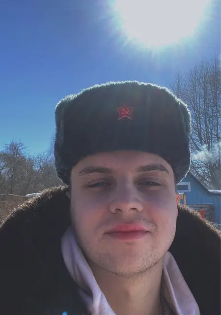 Никита из Смоленска, мне 29, познакомлюсь для общения