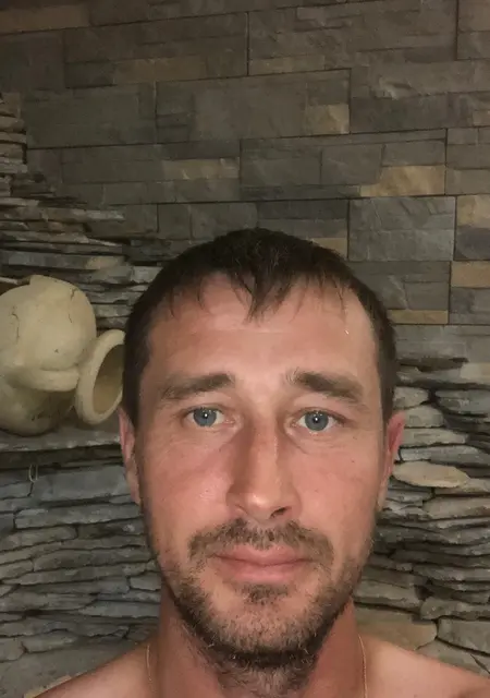 Я Диня, 40, знакомлюсь без обязательств в Сургуте