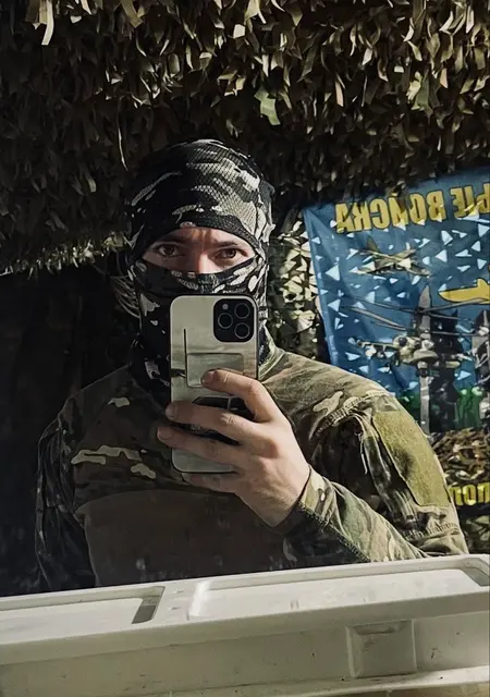 Я Александр, 25, из Санкт-Петербурга, ищу знакомство для общения