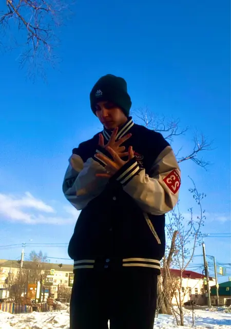 Я Данила, 21, из Кургана, ищу знакомство для постоянных отношений