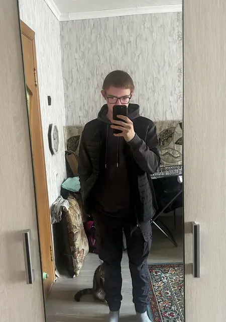 Александр из Красноярска, ищу на сайте знакомства на одну ночь