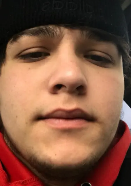 Астемир из Нальчика, ищу на сайте знакомства без обязательств