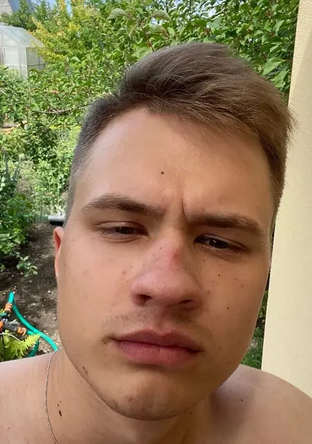 Я Максим, 21, знакомлюсь для постоянных отношений в Елизове