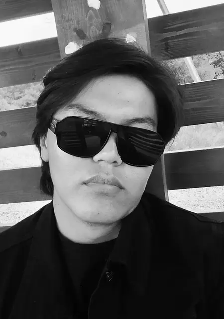 Я Ями, 24, из Вологды, ищу знакомство для приятного времяпровождения