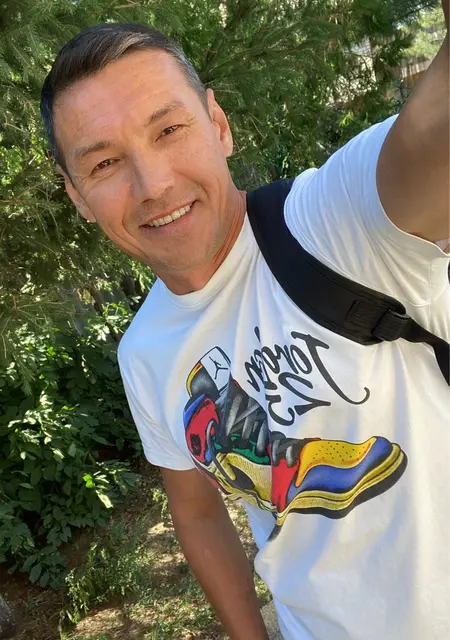 Денис из Екатеринбурга, ищу на сайте вирта