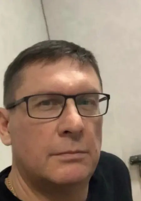 Andrey из Великого Новгорода, мне 50, познакомлюсь без обязательств