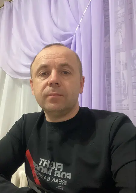 Алекс из Иванова, мне 39, познакомлюсь для открытые отношения