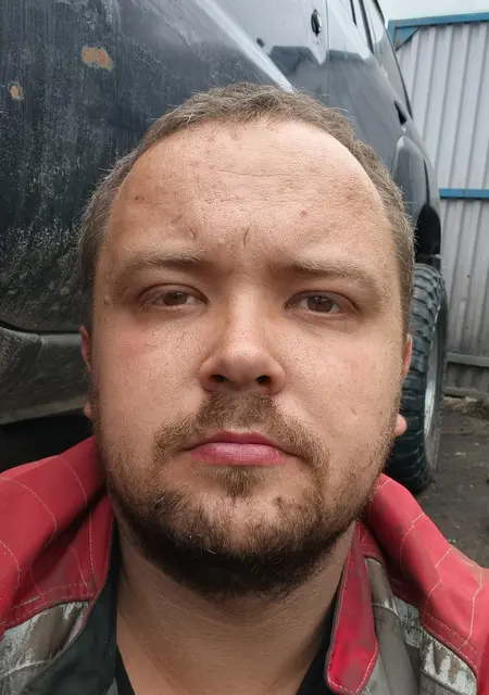 Alex из Южно-Сахалинска, мне 19, познакомлюсь для вирта