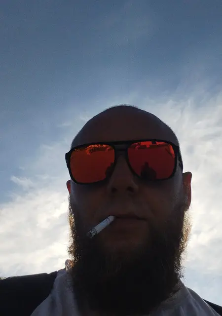 Илья из Игры, мне 33, познакомлюсь для вирта