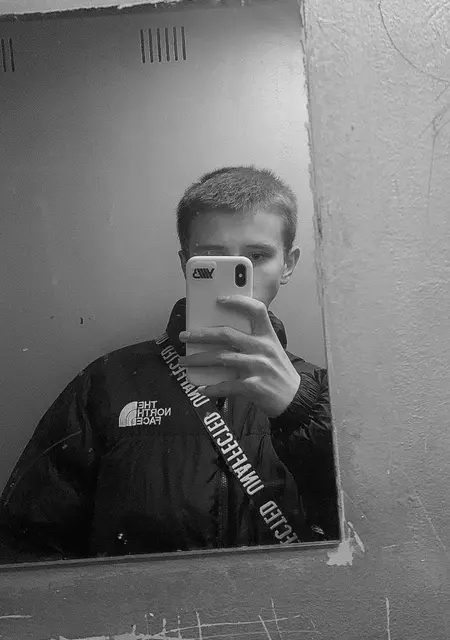 Даня из Дмитрова, ищу на сайте знакомства на одну ночь