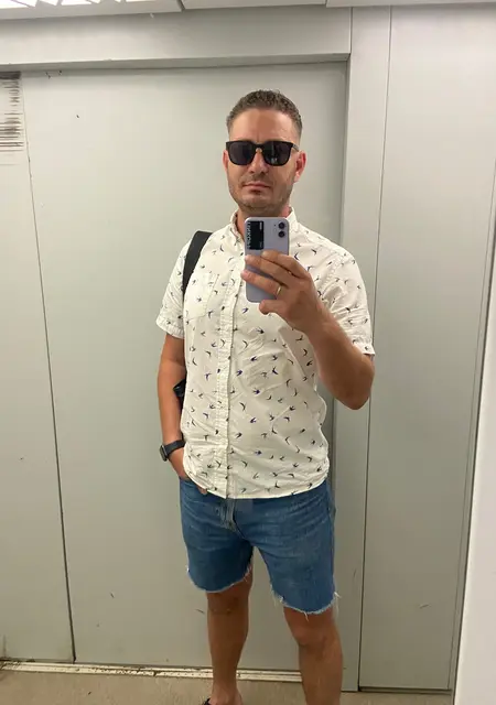 Арсений из Химок, ищу на сайте знакомства без обязательств