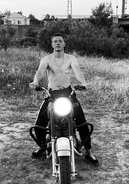 Илья из Пензы, ищу на сайте знакомства на одну ночь