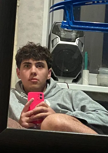 Я Crooced Nigga Too, 21, знакомлюсь для совместных путешествий в Миассе