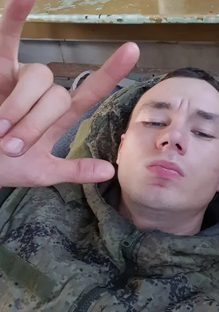 Я Кирилл, 22, из Комсомольска-на-Амуре, ищу знакомство для приятного времяпровождения