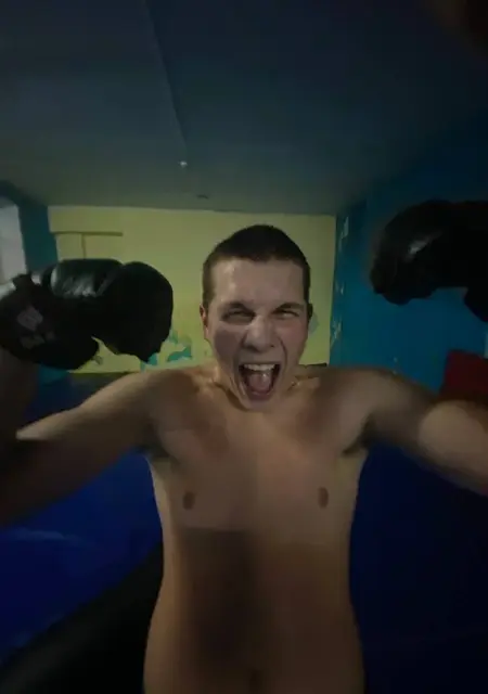 Я Данил, 19, знакомлюсь для приятного времяпровождения в Старом Осколе