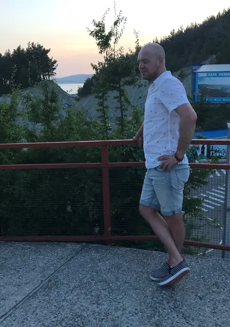 Я Кирилл, 33, из Перми, ищу знакомства без обязательств