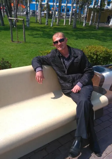 Руслан из Южно-Сахалинска, мне 45, познакомлюсь для приятного времяпровождения