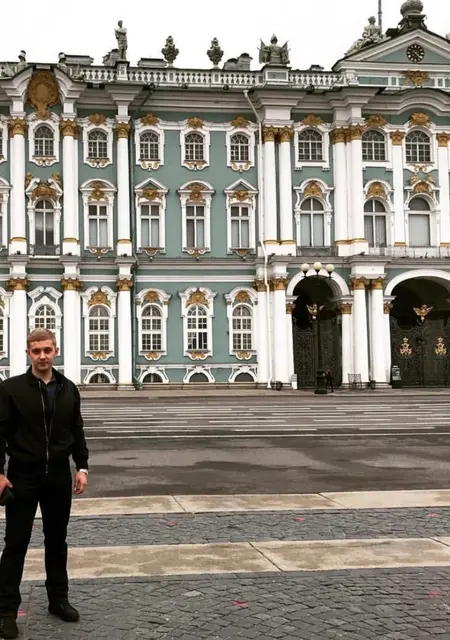 Роман из Альметьевска, мне 31, познакомлюсь для приятного времяпровождения