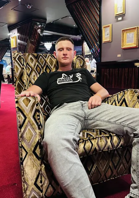 Егор из Новосибирска, мне 28, познакомлюсь для дружбы