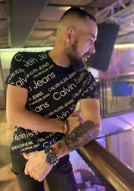 Виталя из Кемерово, ищу на сайте знакомства на одну ночь