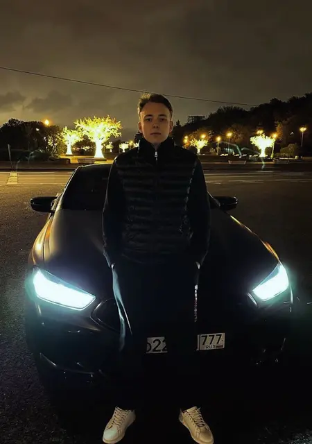 Я Даниил, 20, из Орла, ищу знакомство для постоянных отношений