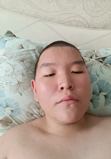 Артем из Кызыла, мне 19, познакомлюсь на одну ночь