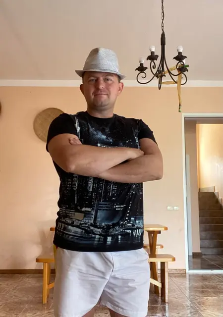 Я Виталий, 42, знакомлюсь без обязательств в Александрове