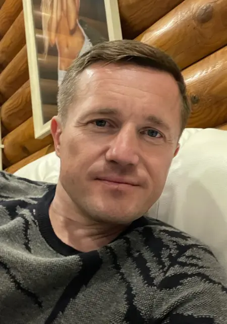 Я Артур, 43, знакомлюсь для открытые отношения в Набережных Челнах