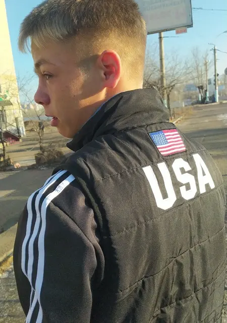 Евгений из Читы, мне 21, познакомлюсь для приятного времяпровождения