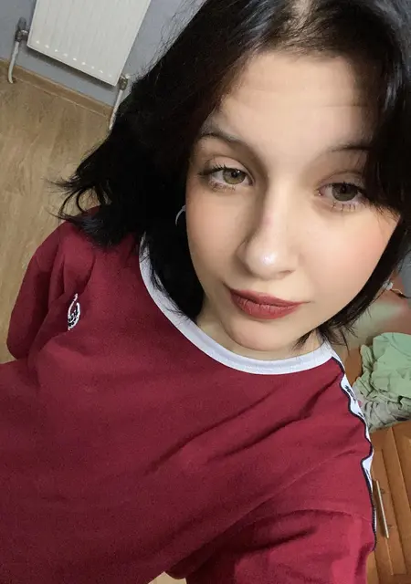 Я Полина, 19, знакомлюсь на одну ночь в Ростове-на-Дону