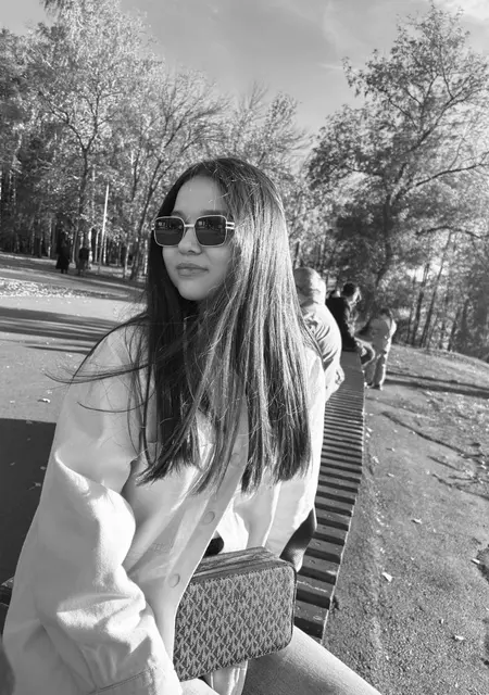 Я Индира, 19, из Уфы, ищу знакомства на одну ночь