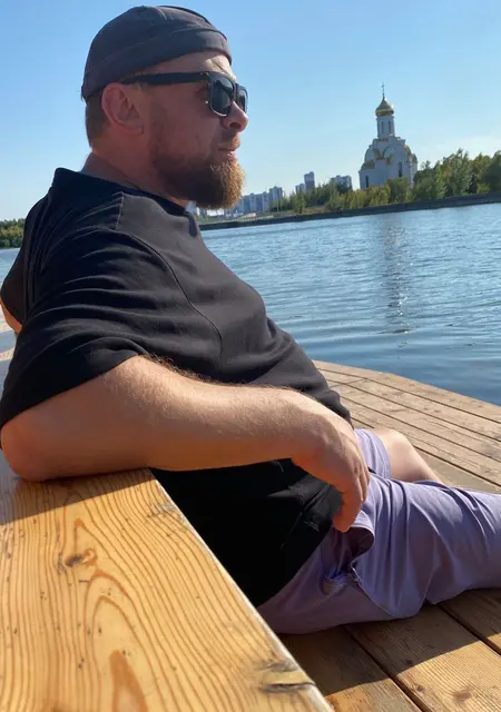 Alexandr из Санкт-Петербурга, ищу на сайте знакомства на одну ночь