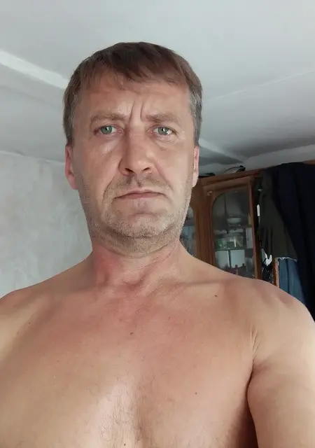 Я Саша, 51, знакомлюсь без обязательств в Екатеринбурге