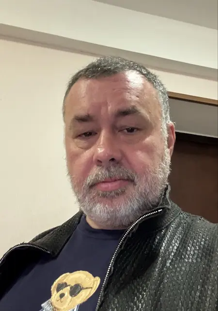 Mike из Санкт-Петербурга, мне 52, познакомлюсь для постоянных отношений