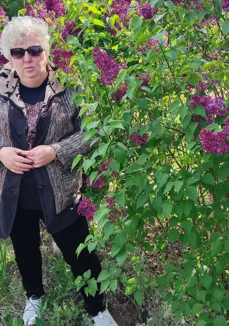 Я Алёнавлад, 50, из Тамбова, ищу знакомство для приятного времяпровождения