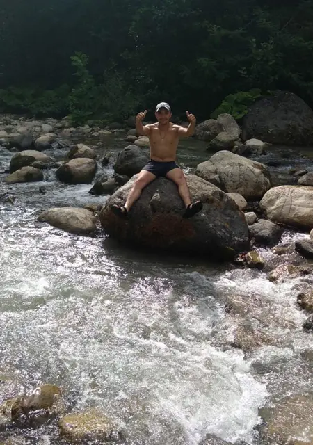 Максим из Ноябрьска, мне 31, познакомлюсь на одну ночь