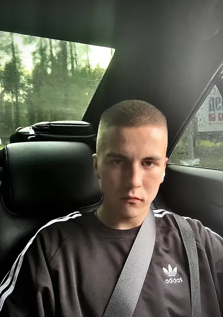 Vadose из Бийска, мне 18, познакомлюсь на одну ночь