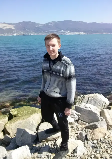 Александр из Крымска, ищу на сайте знакомства без обязательств