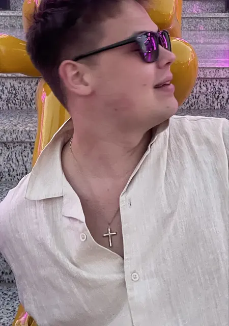 Nikita из Санкт-Петербурга, мне 22, познакомлюсь для постоянных отношений
