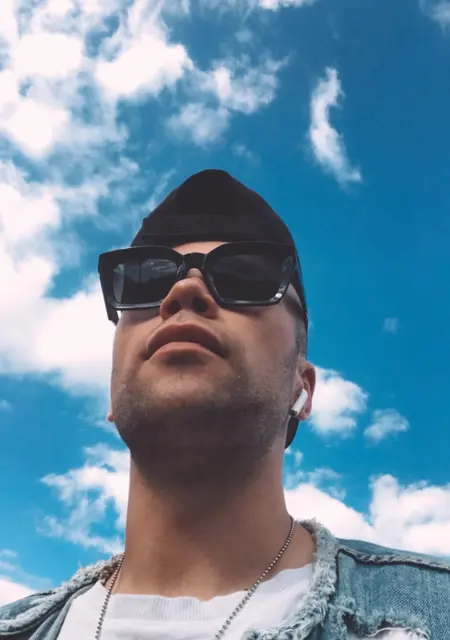 Макс из Ставрополя, ищу на сайте вирта