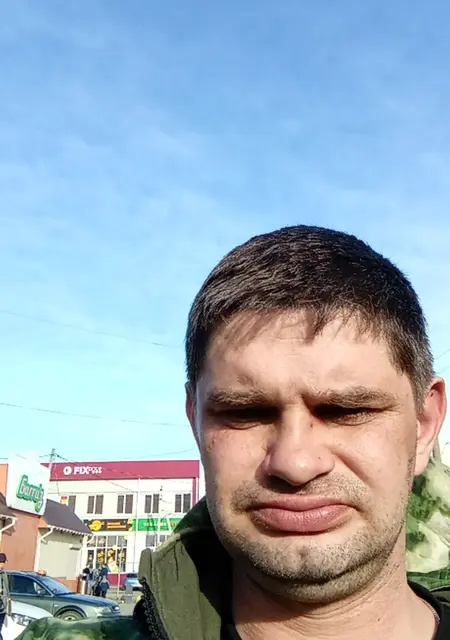 Я Андрей, 40, из Магадана, ищу знакомство для постоянных отношений