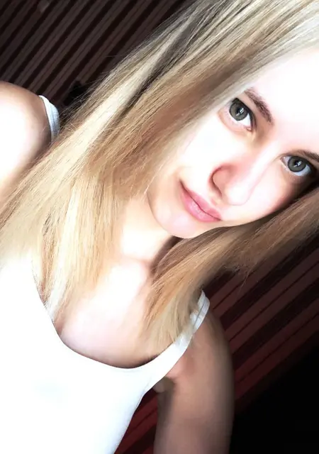 Я Александра, 21, из Москвы, ищу знакомство для дружбы