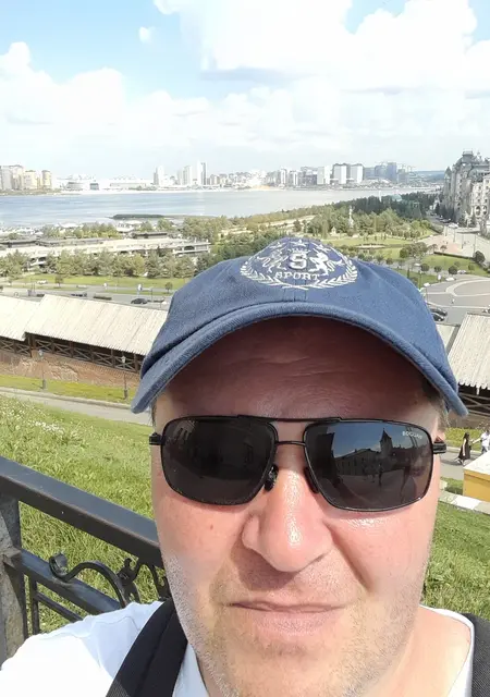 Я Гролен, 46, знакомлюсь для приятного времяпровождения в Печоре