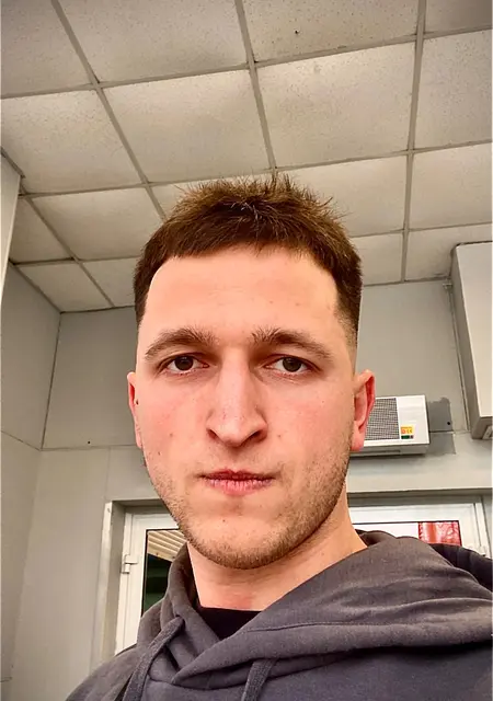 Максим из Лучегорска, ищу на сайте приятное времяпровождение