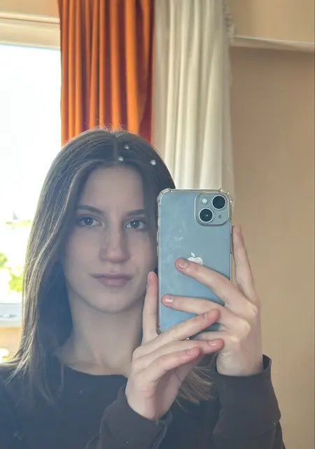 Елена из Москвы, мне 25, познакомлюсь без обязательств