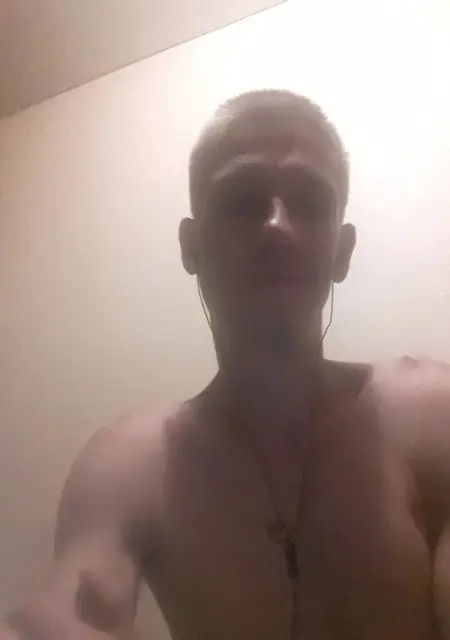 Я Кирилл, 29, из Ейска, ищу знакомство для общения