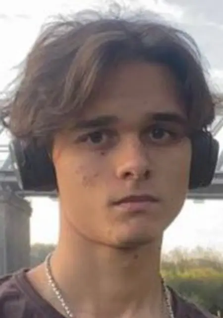 Я Ares, 20, знакомлюсь без обязательств в Воронеже