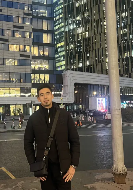 Я Asadbe, 33, из Брянска, ищу знакомство для открытые отношения