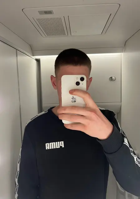 Krushevech из Феодосии, мне 21, познакомлюсь без обязательств