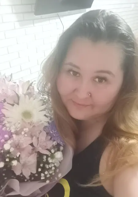 Я Диана, 33, знакомлюсь для открытые отношения в Оренбурге